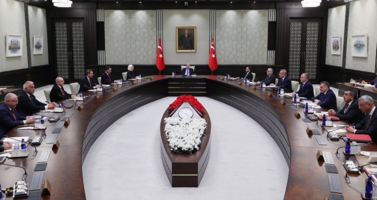 turkiyeye-yeni-bakanlik-icin-yesil-isik-tmiK4TLS